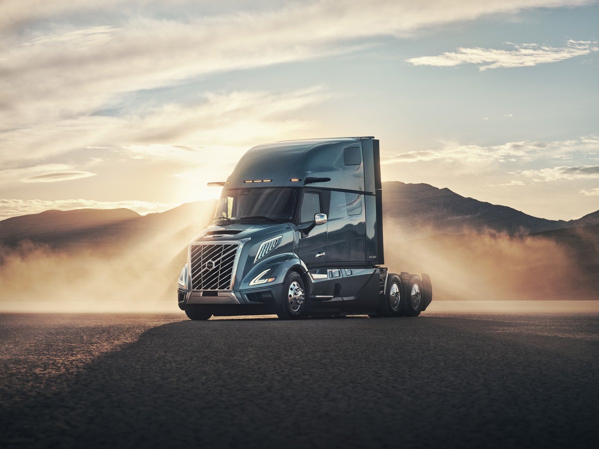 Exterior | Volvo Trucks USA